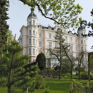 https://bristol-palace.karlovyvary-hotels.com